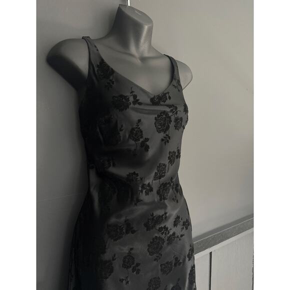 Vintage Goth Black Satin Velvet Rose Long Gown Train Zum Zum Niki Livas Size 10 - Picture 3 of 15